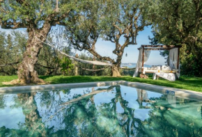 Vafias Villa - Tranquil Location, Ideal for Large Groups, by ZanteWize